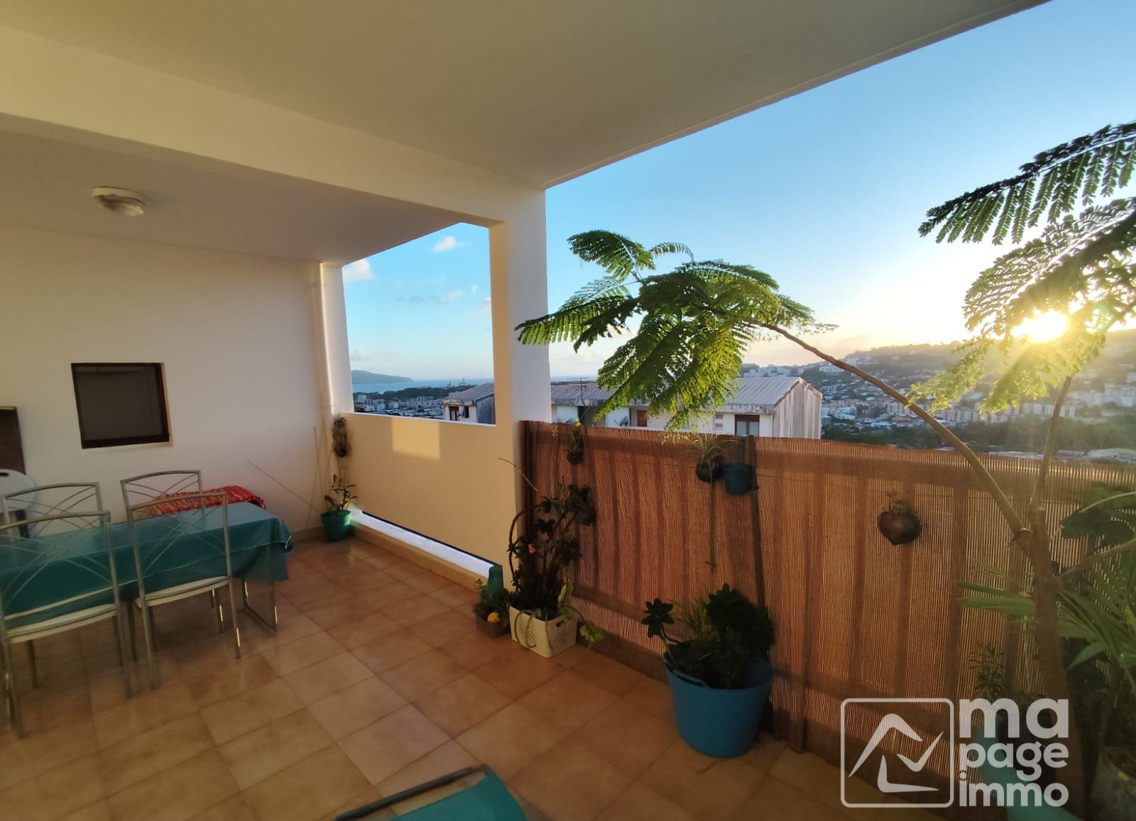 Appartement à louer à Fort de france, 58 m², 2 pièces – photo 1 sur 10